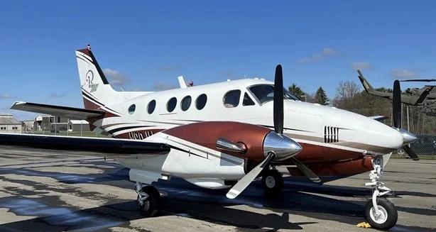 1974 BEECHCRAFT KING AIR E90 Photo 2