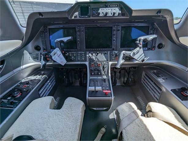 2015 EMBRAER PHENOM 100E Photo 6