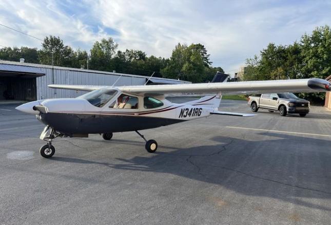 1977 CESSNA 177RG Photo 2