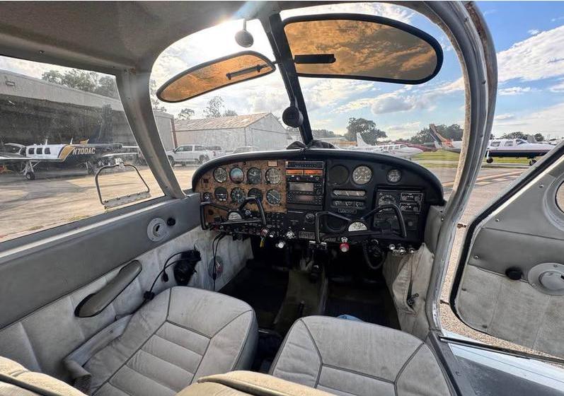 1966 Cherokee 140/160 Photo 7