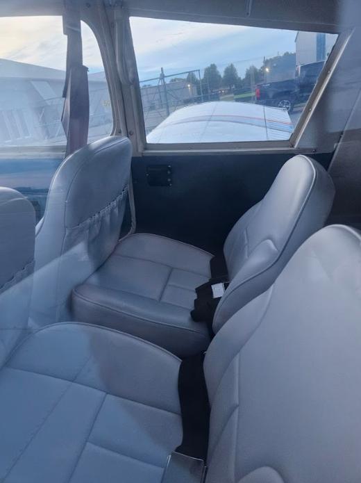 Piper Cherokee PA-28-140 Photo 6