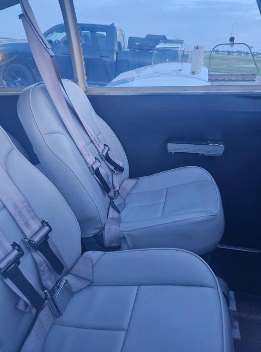 Piper Cherokee PA-28-140 Photo 2