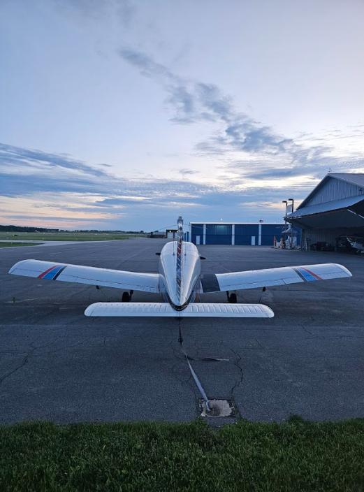 Piper Cherokee PA-28-140 Photo 7