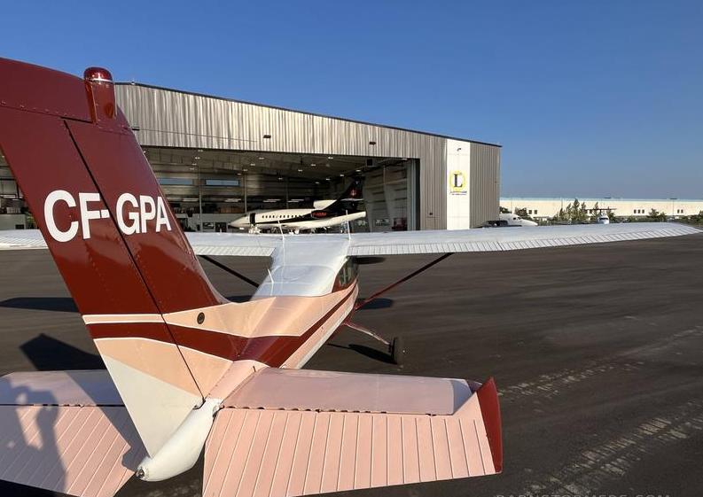 1960 Cessna 182C Photo 7