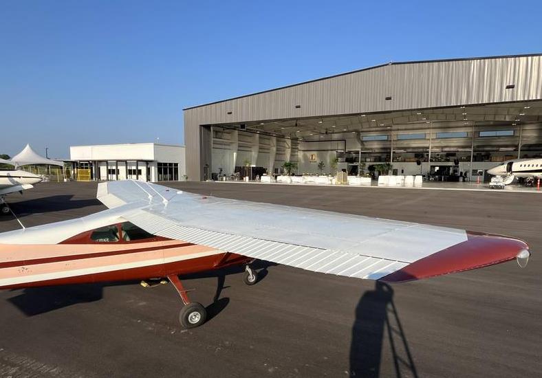 1960 Cessna 182C Photo 2