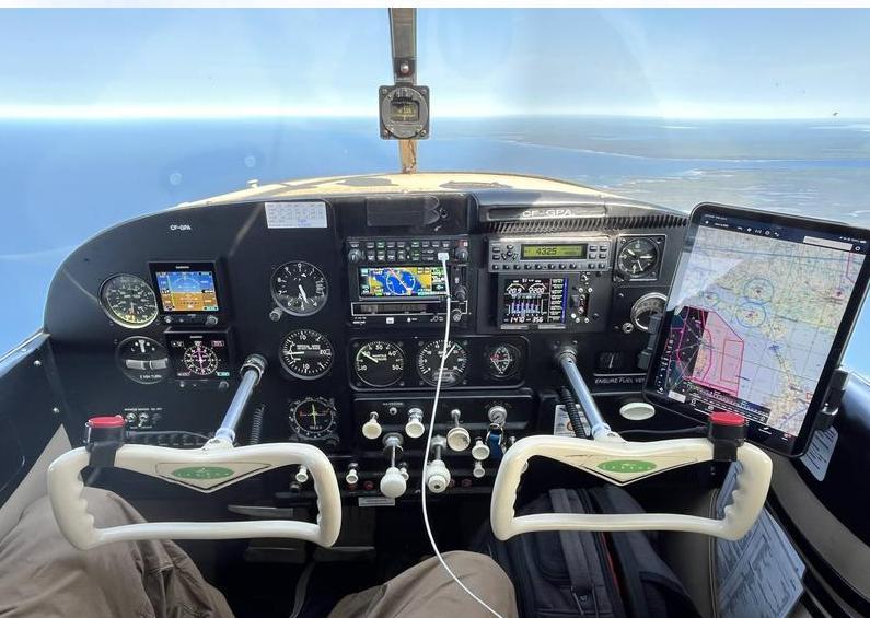 1960 Cessna 182C Photo 2