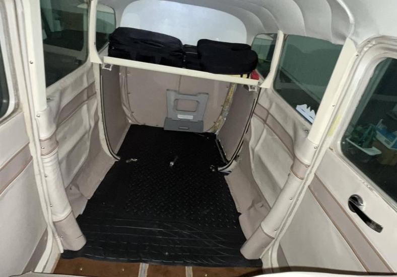 1960 Cessna 182C Photo 5