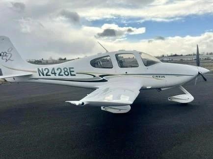 2005 CIRRUS SR22-G2 Photo 3