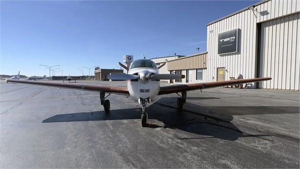 1957 BEECHCRAFT H35 BONANZA Photo 4