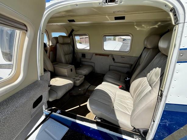 2002 PIPER SENECA V Photo 4