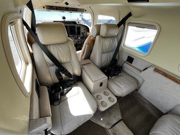 2002 PIPER SENECA V Photo 7