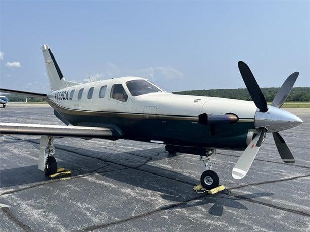 2002 SOCATA TBM 700B Photo 3