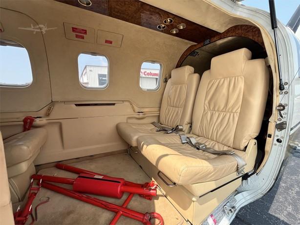 2002 SOCATA TBM 700B Photo 6