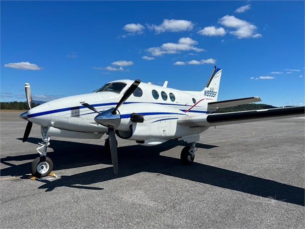 1972 BEECHCRAFT KING AIR E90 Photo 2