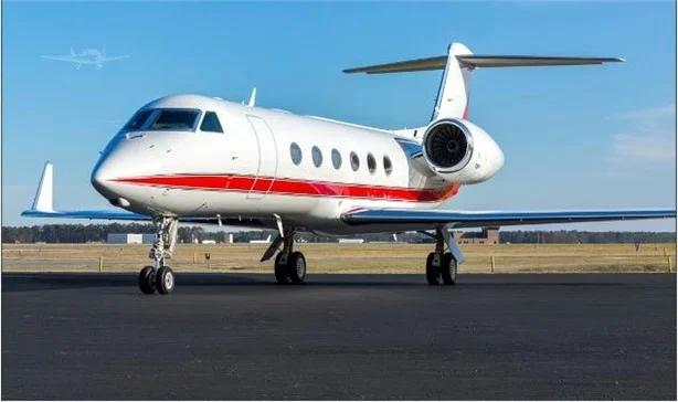 2010 GULFSTREAM G450 Photo 2