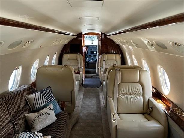 2007 GULFSTREAM G200 Photo 3