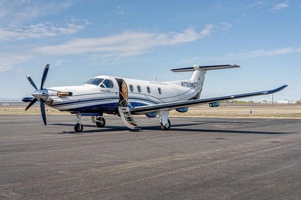 2006 PILATUS PC-12/47 Photo 2
