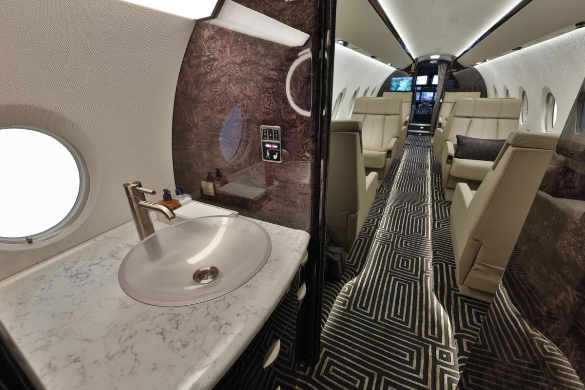 2016 Gulfstream G280 Photo 5