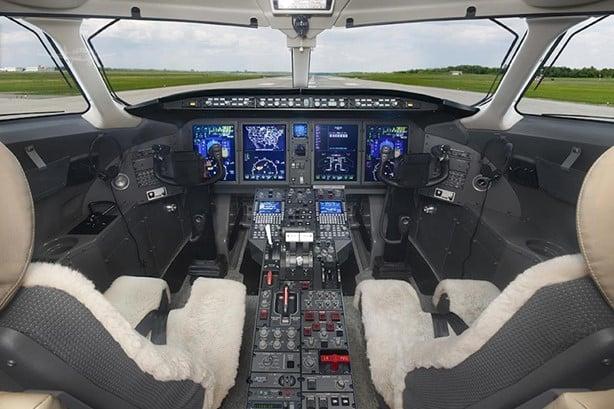 2018 BOMBARDIER CHALLENGER 350 Photo 4
