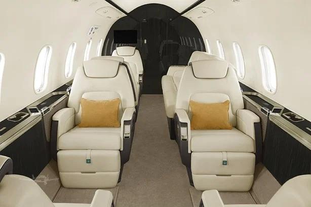2018 BOMBARDIER CHALLENGER 350 Photo 6