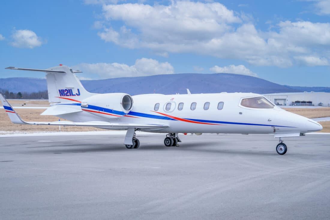 1996 LEARJET 31A Photo 4
