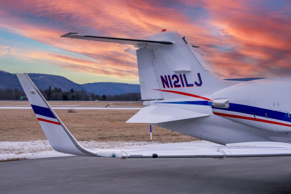 1996 LEARJET 31A Photo 2