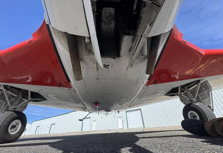 1961 Beechcraft Bonanza P35 V-Tail Photo 3