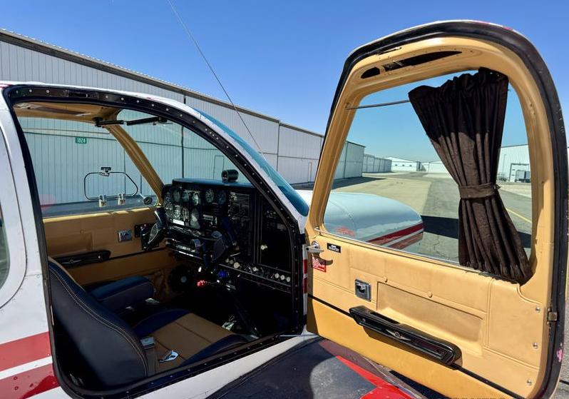 1961 Beechcraft Bonanza P35 V-Tail Photo 3