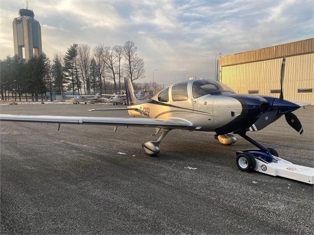 2014 CIRRUS SR22-G5 TURBO Photo 3