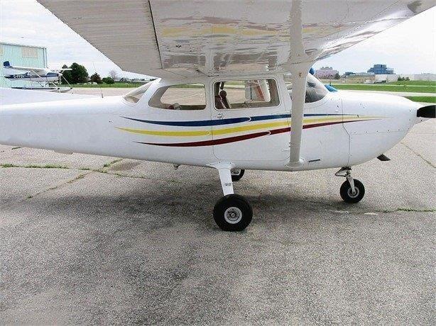 1977 CESSNA R172 HAWK XP Photo 3
