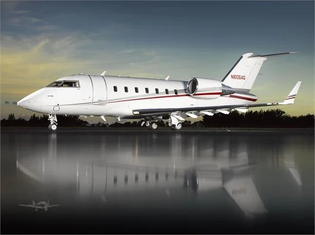 2009 BOMBARDIER CHALLENGER 605 Photo 2