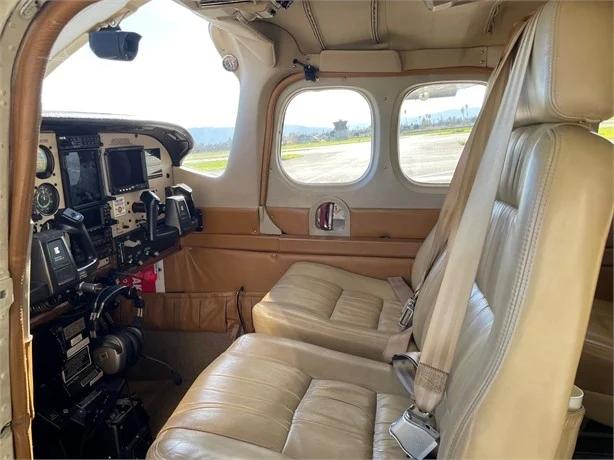 1981 CESSNA P210N Photo 5