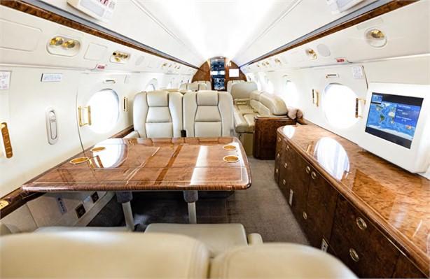 2005 GULFSTREAM G550 Photo 6