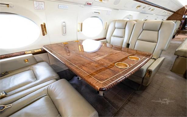 2005 GULFSTREAM G550 Photo 2