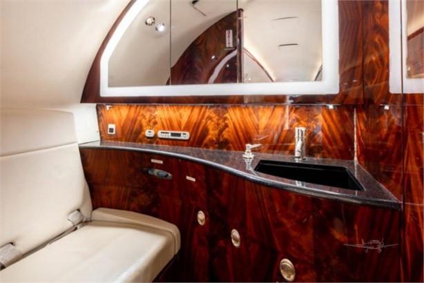 2003 GULFSTREAM G200 Photo 3