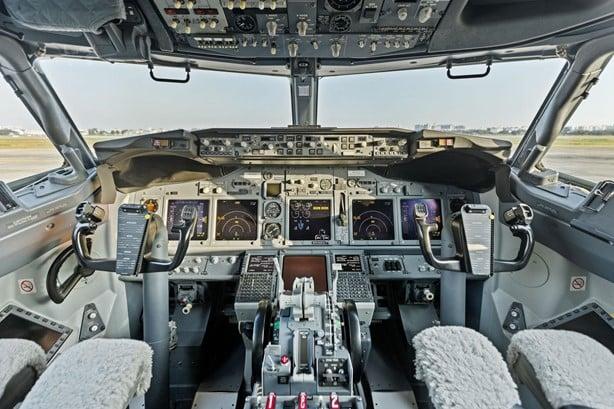 2006 BOEING BBJ Photo 3