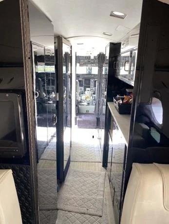 1992 GULFSTREAM GIV Photo 6