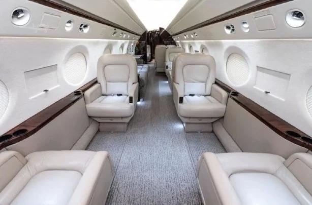 2004 GULFSTREAM G550 Photo 4
