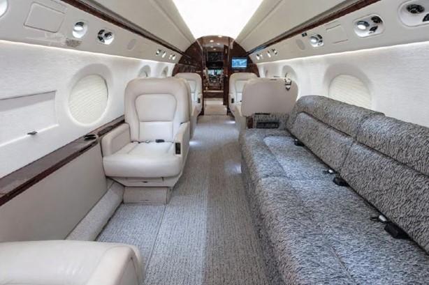 2004 GULFSTREAM G550 Photo 5