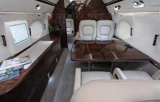 2004 GULFSTREAM G550 Photo 6