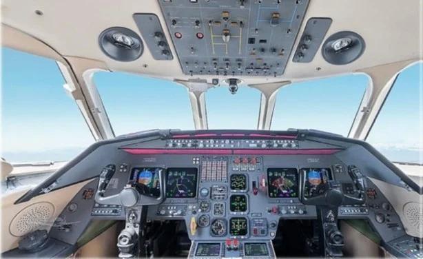 1996 DASSAULT FALCON 2000 Photo 4