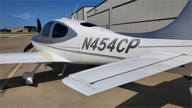 2008 CIRRUS SR22-G3 TURBO Photo 4