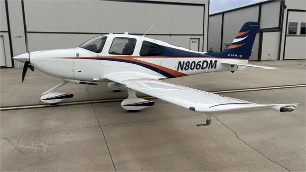 2013 CIRRUS SR20-G3 Photo 3