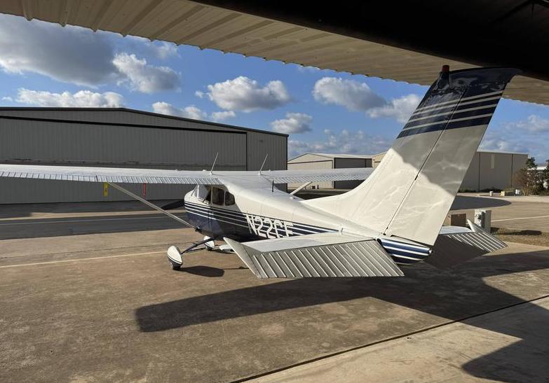 1961 Cessna 182D Photo 5