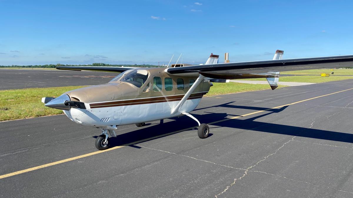 1977 Cessna P337 Photo 2