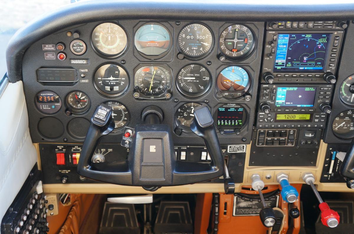 1978 Cessna Turbo 210M Photo 7