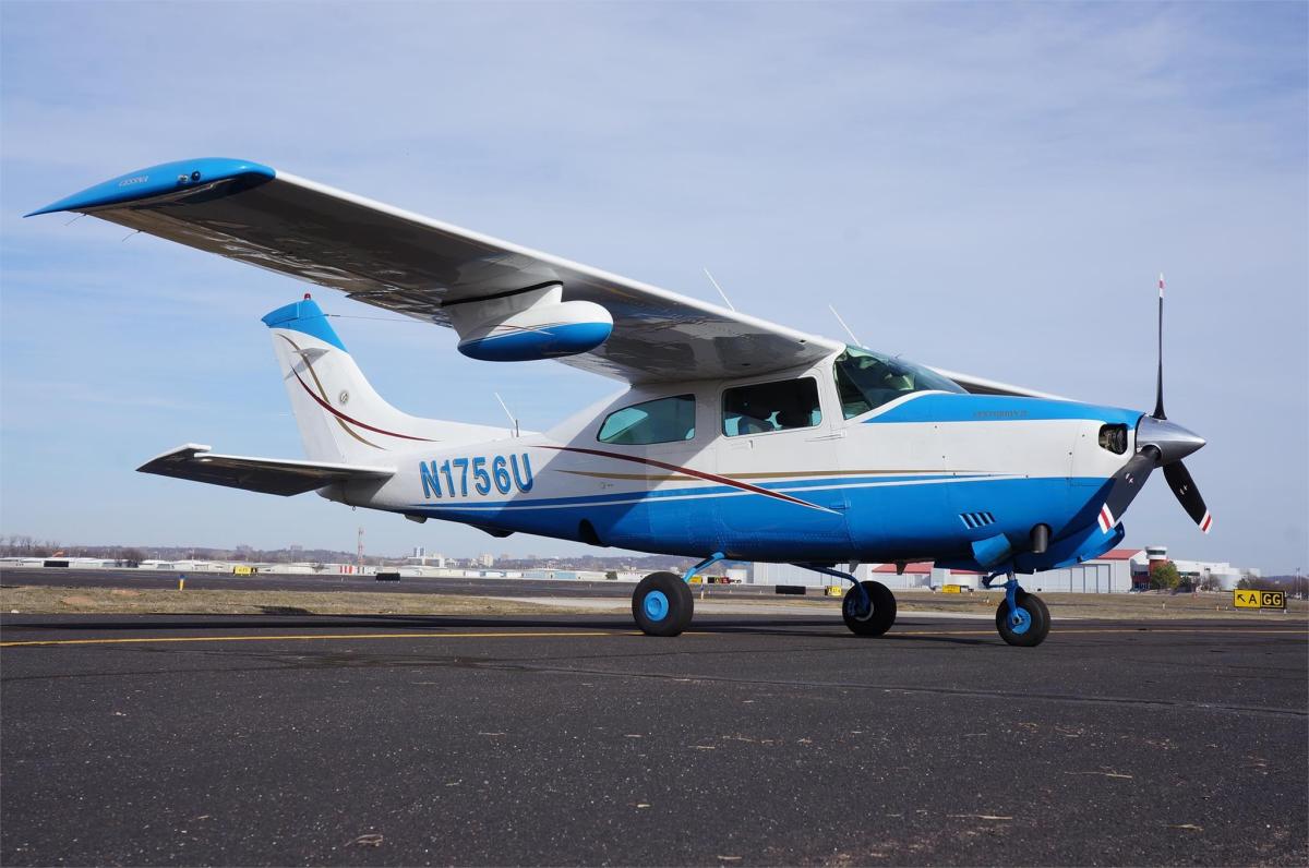 1982 Cessna Turbo 210N Photo 2