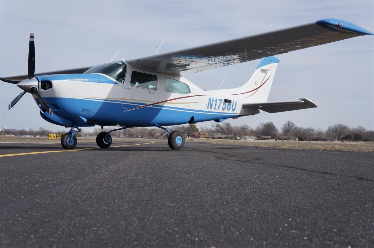 1982 Cessna Turbo 210N Photo 3