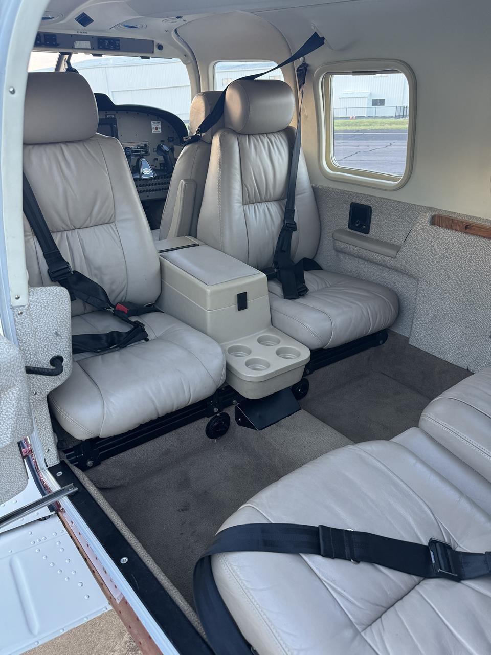 2005 Piper Saratoga II TC Photo 3