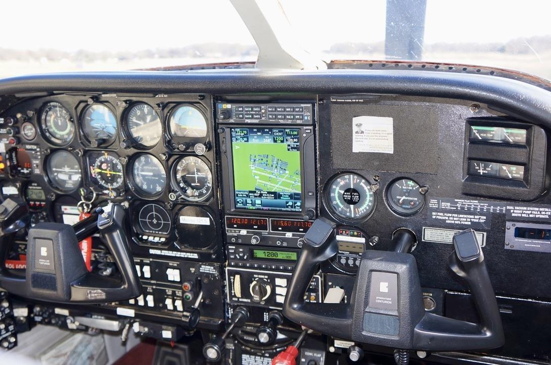 1979 Cessna P210N Photo 3